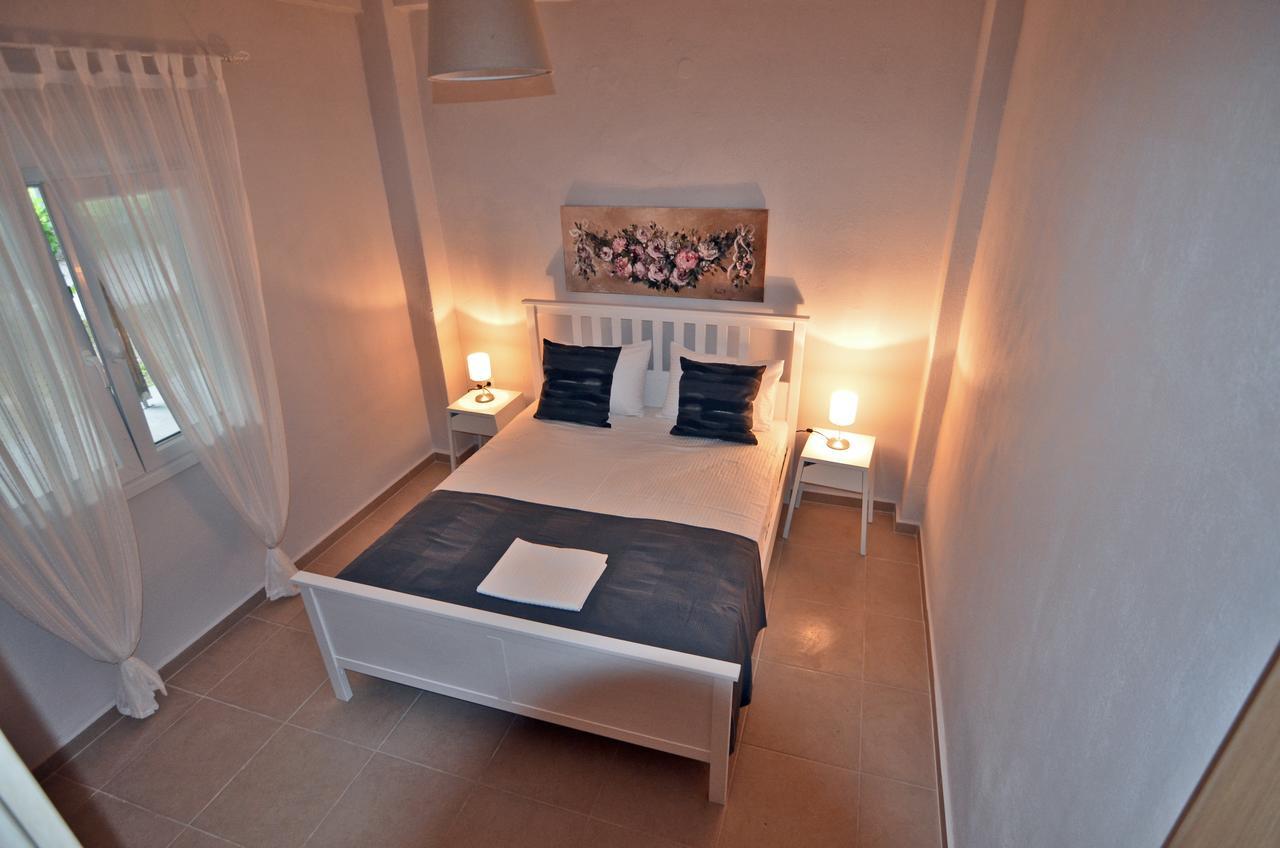 Camping Orpheus Apartments Неос-Пантелеймонас Екстер'єр фото